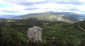 Das alte Roquefort und die Kapelle Saint-André vom Grand Caune aus