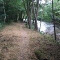 Le chemin suit la couze Pavin
