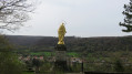 Le côteau de Gorze, vu du calvaire, avec N.D.de Gorze vue de dos
