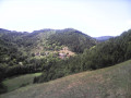 le hameau de Dard au loin