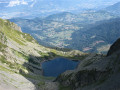 Le lac de Crop depuis le col de la mine de fer Le lac de Crop depuis le col de la mine de fer