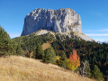 Le Mont Aiguille à l'automne Le Mont Aiguille à l'automne