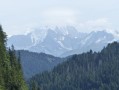 Le Mont Blanc la tête dans les nuages Le Mont Blanc la tête dans les nuages