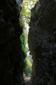Le passage entre roche et falaises