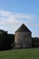 Pigeonnier devant l'Abbaye du Limon Pigeonnier devant l'Abbaye du Limon