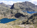 le refuge du Fourcat et ses lacs