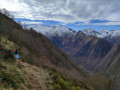le sentier à flanc