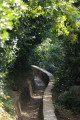 Le sentier qui emprunte le canal.