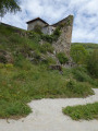Le sentier sous les remparts