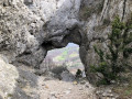 Le Trou du Furet et la Montagne du Serre Gros au Poët-Laval