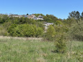 Le village de Sautour, vu de loin.