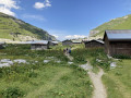 Les chalets de Sales depuis le Lignon