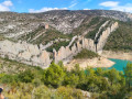 Les Murailles de Finestras depuis Monfalco