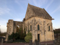Les ruines de l'ancienne église de Saint-Manvieu