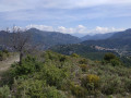 Levens et les montagnes