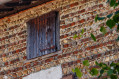 Maison en carrons et galets