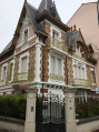 Maison Le Castel ... Maison Le Castel ...