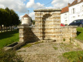 Mauperthuis. La fontaine
