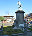 Monument aux morts et kiosque de Solre-le-Château Monument aux morts et kiosque de Solre-le-Château