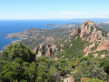 Panorama depuis le Pic du Cap Roux, en direction de Saint-Raphaël Fréjus.
