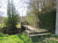 Passerelle sur le Petit Morin