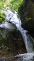 photo proche de la cascade photo proche de la cascade