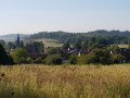 Point de vue dominant le village