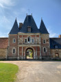 Porche du château de Bonnemare