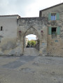 Porte à Pierrevert