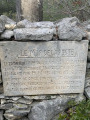 Mur de la peste au départ de Cabrières-d'Avignon