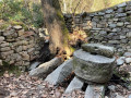 première ruine en arrivant au ruisseau