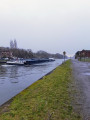 Retour le long du canal