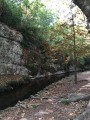 Rivière à côté du pavillon