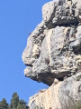 Rocher sur le GR 6