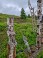 Sculptures avant labri de la Haute Loge