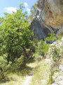 Sentier sous les falaises Sentier sous les falaises