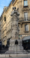 Statue de Paul Gavarni - Place Saint-Georges