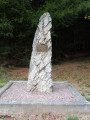 Stèle en hommage aux Chasseurs Alpins Français