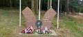 Stèle mémorial au Col de la Charbonnière