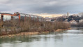 Sur la passerelle de la Paix