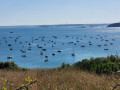 Sur le chemin menant à la pointe du Décollé