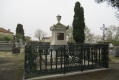 Tombe