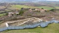 Tour d'Albon avec les fouilles et le village
