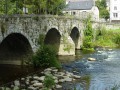 Treignes: le pont sur le Viroin