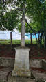 un calvaire  de 1867 à proximité de la fontaine de St Blaise