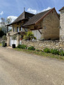 Une ancienne maison de pierres