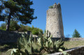 Une des tours du vieux village de Mirabel