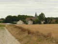Vers l'église de Thieux Vers l'église de Thieux