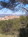 Autour de Roussillon et de ses falaises d'ocre