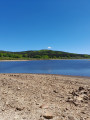 Vu sur lac et colline